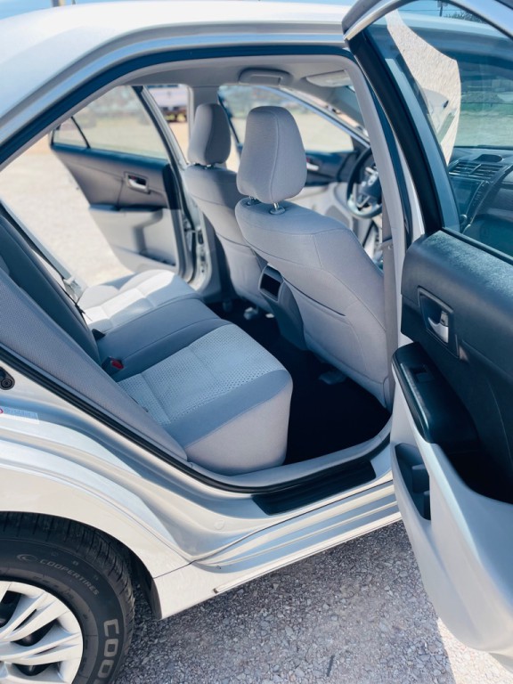2014 Toyota Camry Image 7