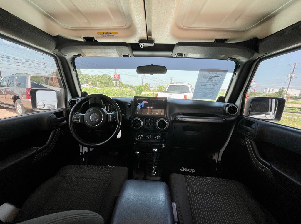 2012 Jeep Wrangler Unlimited Image 6