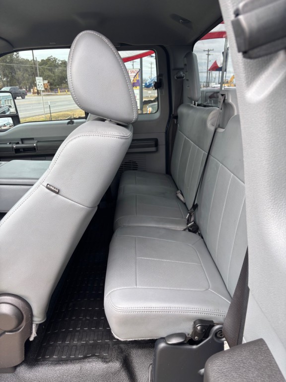 2011 Ford F-350 Image 7