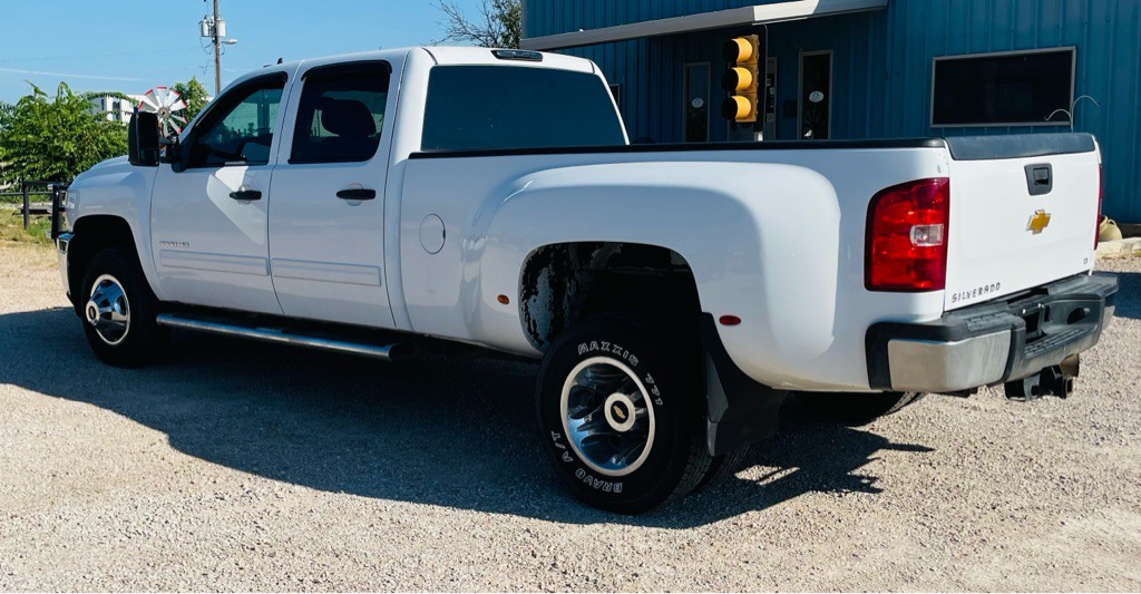 2014 Chevrolet Silverado 1500 Image 3