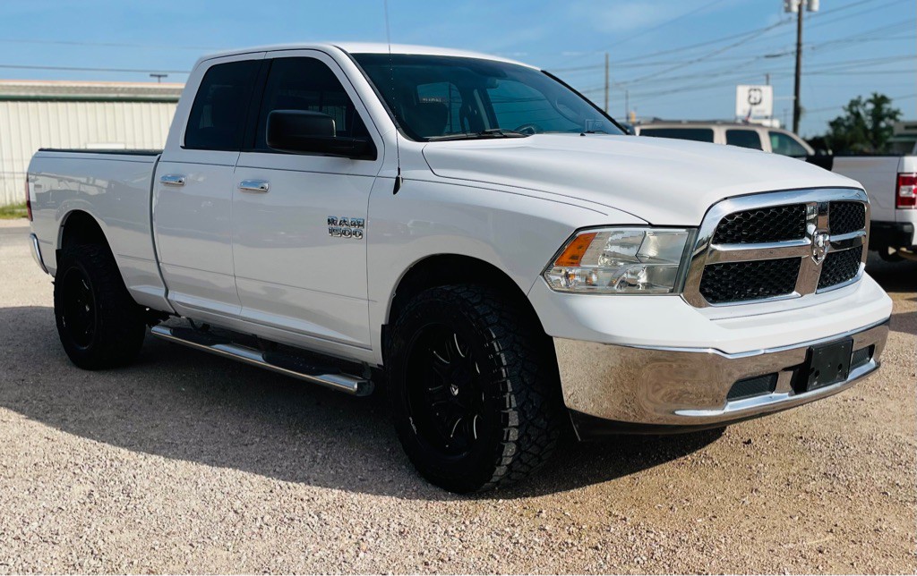 2017 RAM 1500 Image 2