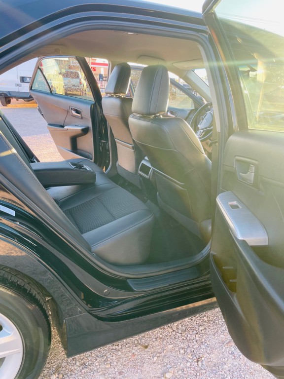 2014 Toyota Camry Image 8