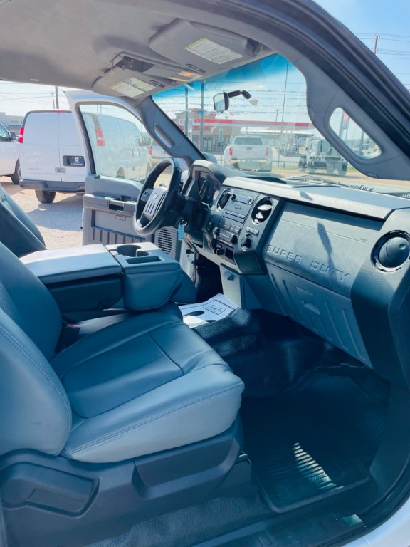 2011 Ford F-350 Image 7