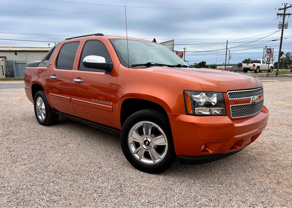 2008 Chevrolet Avalanche Image 5