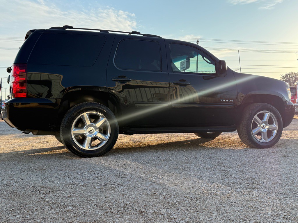 2013 Chevrolet Tahoe Image 3
