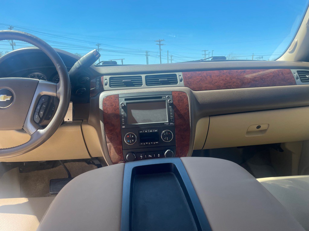 2013 Chevrolet Tahoe Image 9