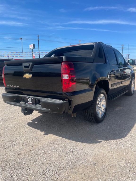 2007 Chevrolet Avalanche Image 3