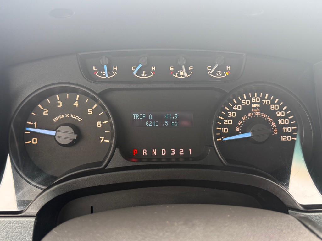 2011 Ford F-150 Image 6