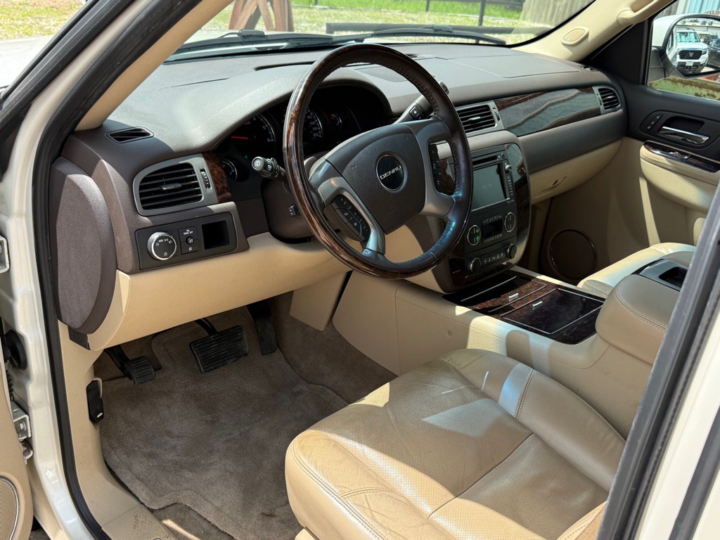 2011 GMC Yukon Image 5