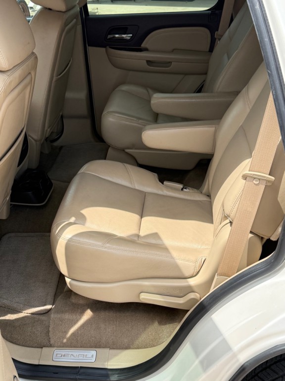 2011 GMC Yukon Image 7
