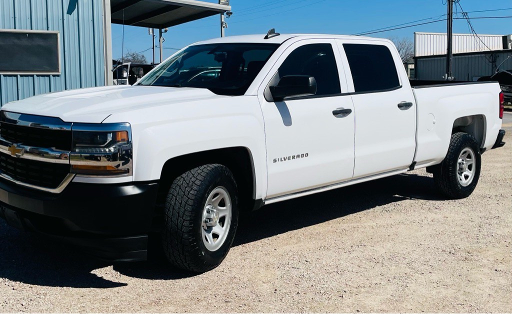 2017 Chevrolet Silverado 1500 Image 1