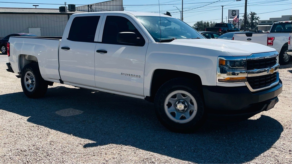 2017 Chevrolet Silverado 1500 Image 2