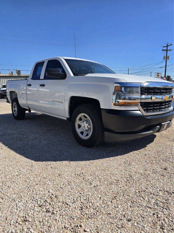 2016 Chevrolet Silverado 1500 Image 2