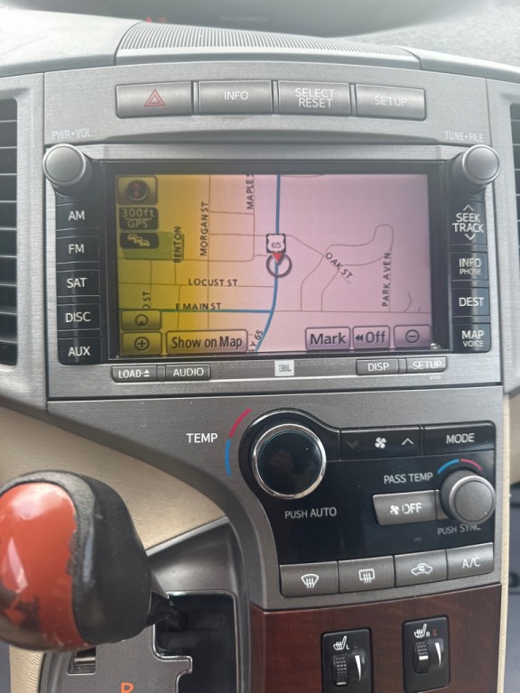 2010 Toyota Venza Image 13