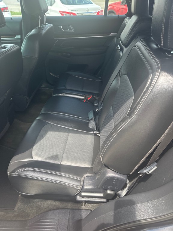 2017 Ford Explorer Image 7