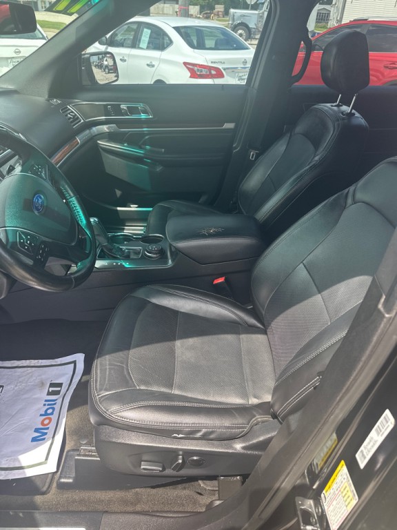 2017 Ford Explorer Image 9