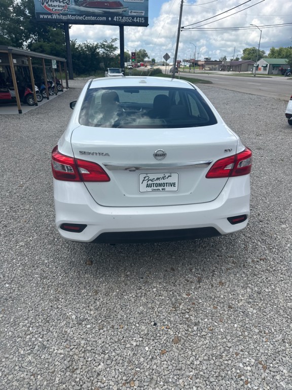 2018 Nissan Sentra Image 4
