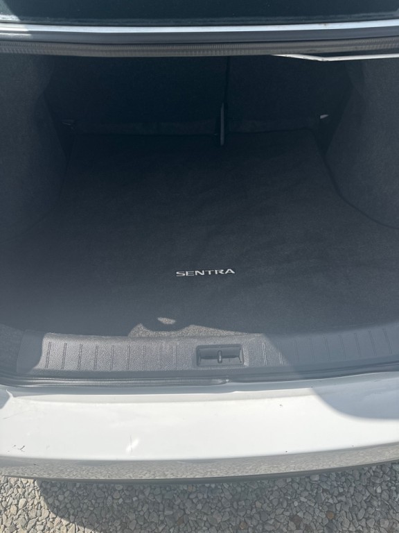 2018 Nissan Sentra Image 5