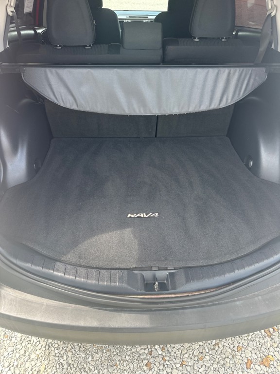 2015 Toyota Rav4 Image 5