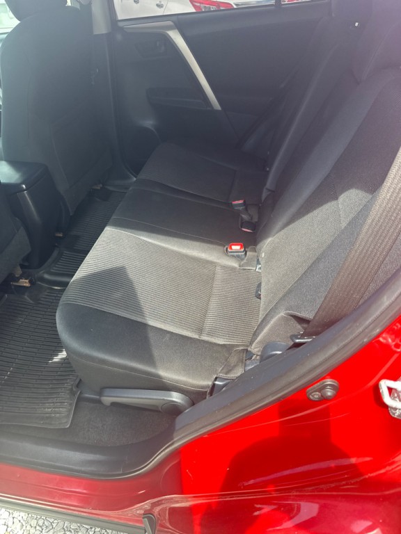 2015 Toyota Rav4 Image 6