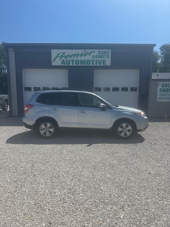 2014 Subaru Forester Image 1