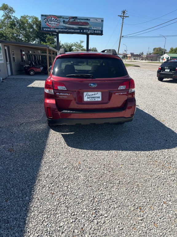 2013 Subaru Outback Image 4