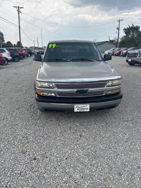 1999 Chevrolet Silverado 1500 Image 2