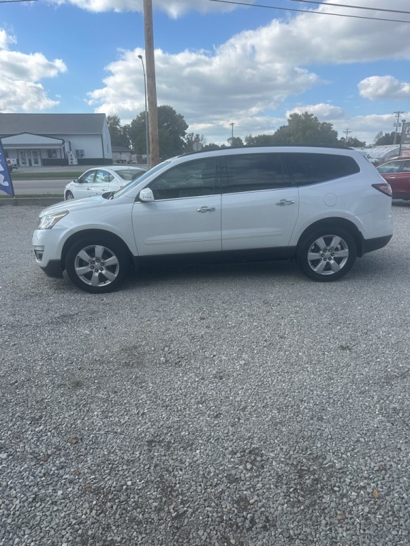 2017 Chevrolet Traverse Image 3