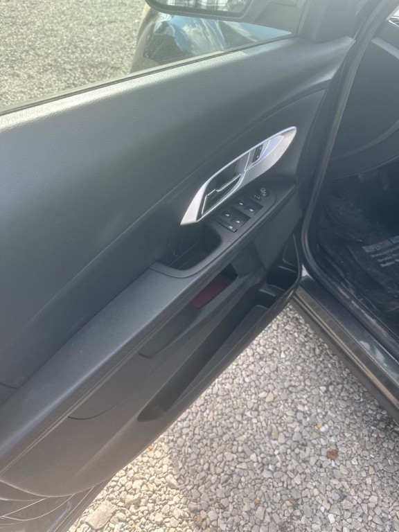 2017 Chevrolet Equinox Image 7