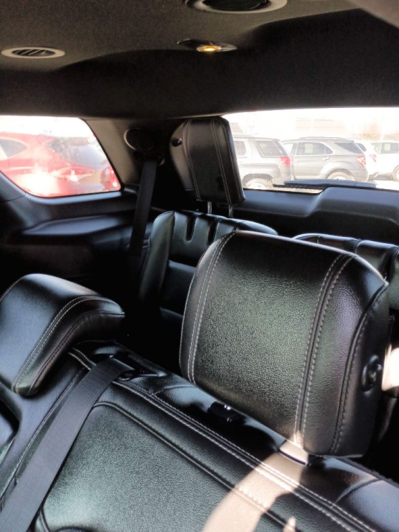 2017 Ford Explorer Image 15