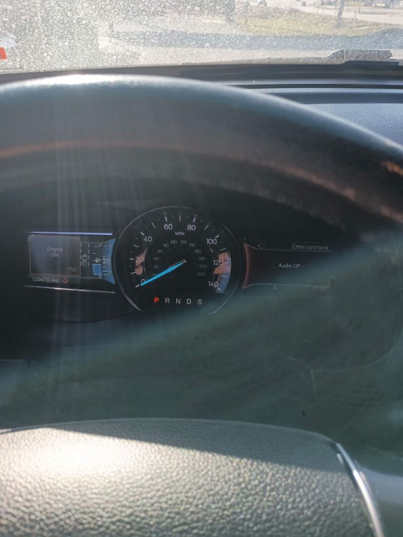 2017 Ford Explorer Image 18