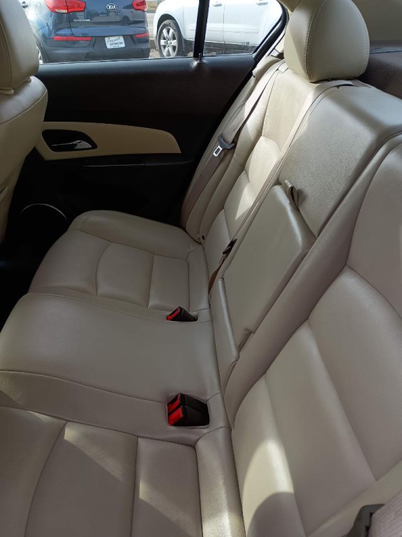 2014 Chevrolet Cruze Image 12