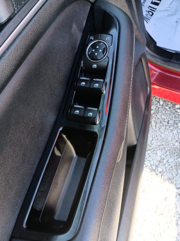 2015 Ford Edge Image 24