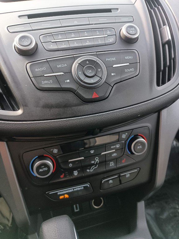 2018 Ford Escape Image 9