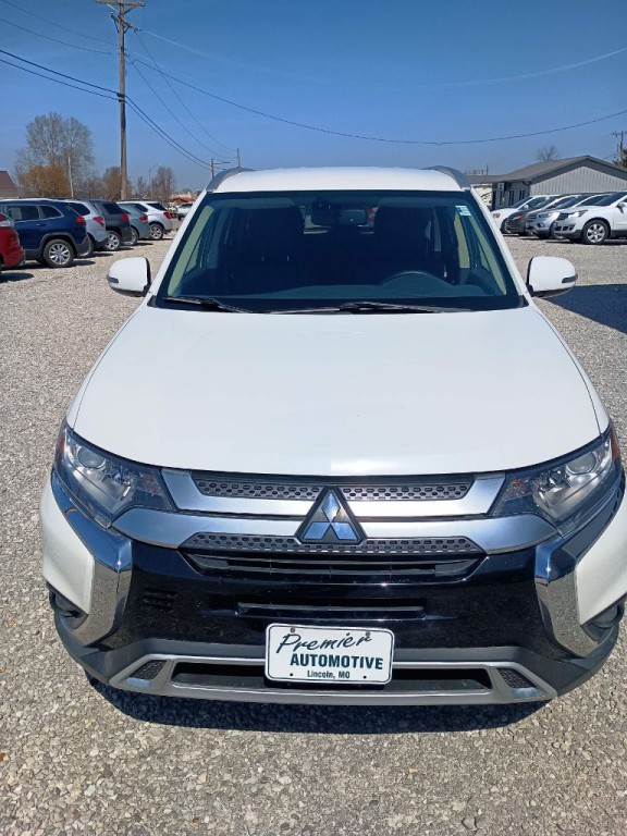 2019 Mitsubishi Outlander Image 5