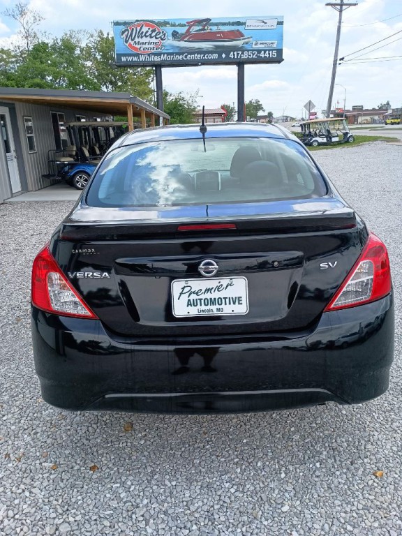 2019 Nissan Versa Image 22