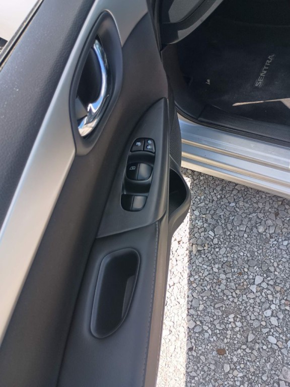 2018 Nissan Sentra Image 11