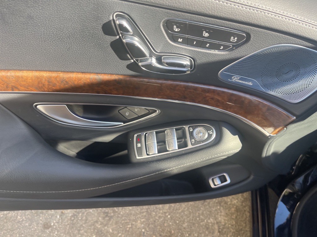 2016 Mercedes-Benz S-Class Image 13