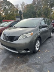 Image for 2011 Toyota Sienna  ID: 7460497