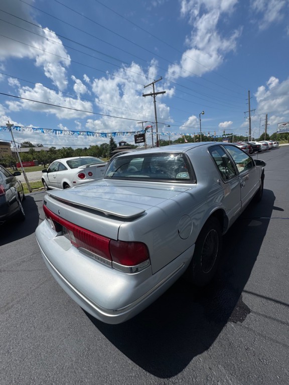 1997 Mercury Cougar Image 4
