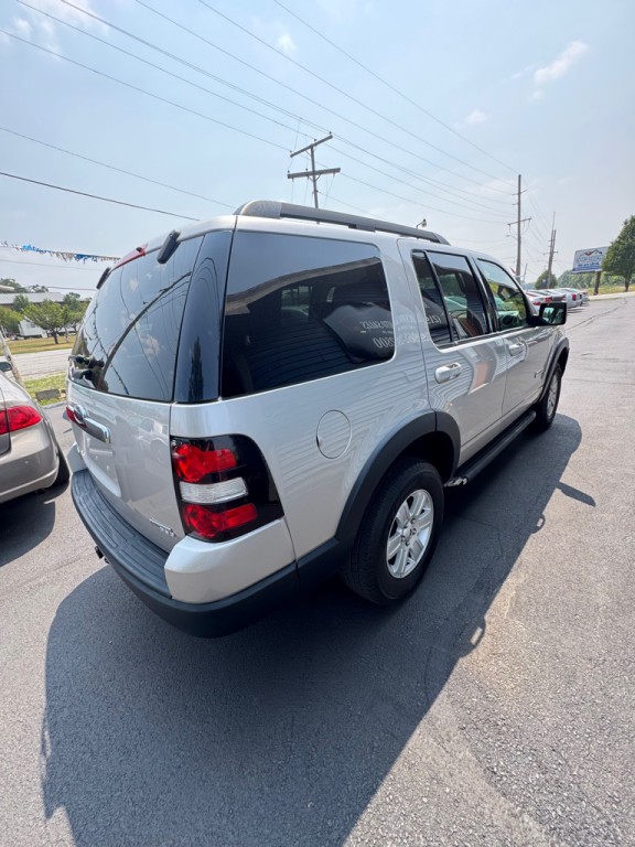 2007 Ford Explorer Image 4