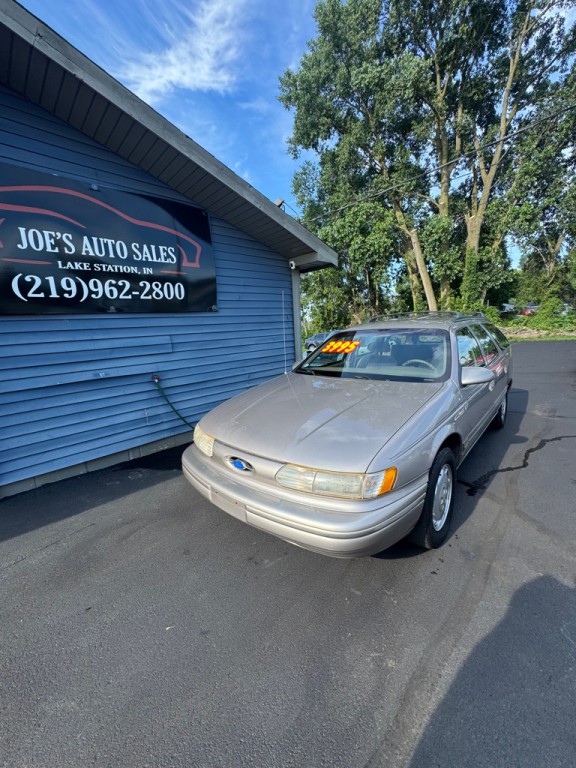 1995 Ford Taurus Image 2