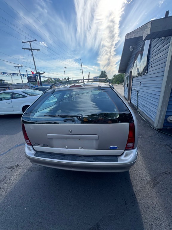 1995 Ford Taurus Image 4