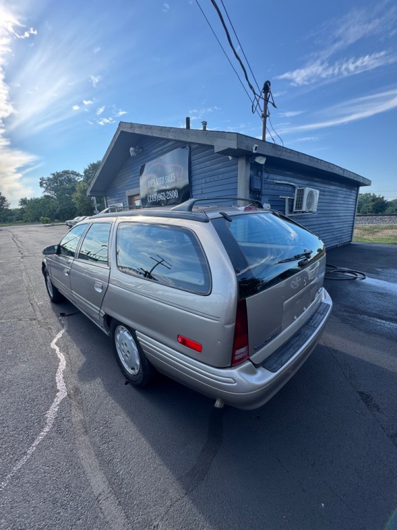 1995 Ford Taurus Image 5
