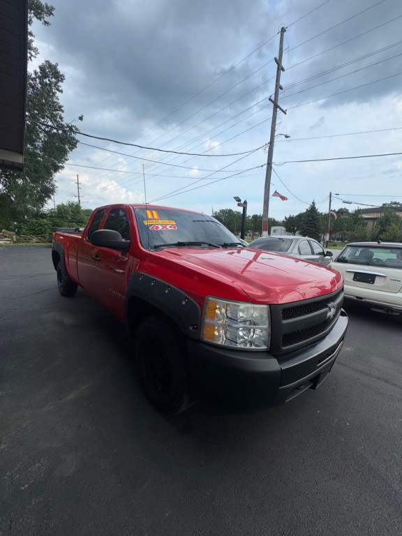 2011 Chevrolet Silverado 1500 Image 3