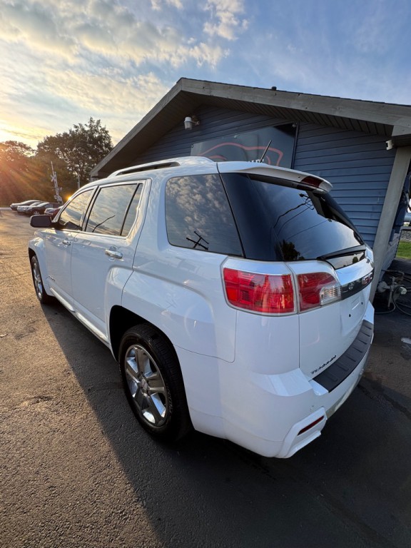 2014 GMC Terrain Image 4