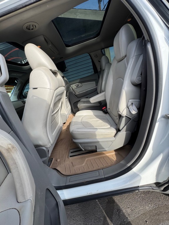 2009 Chevrolet Traverse Image 8