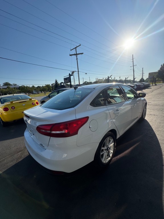 2015 Ford Focus Image 4