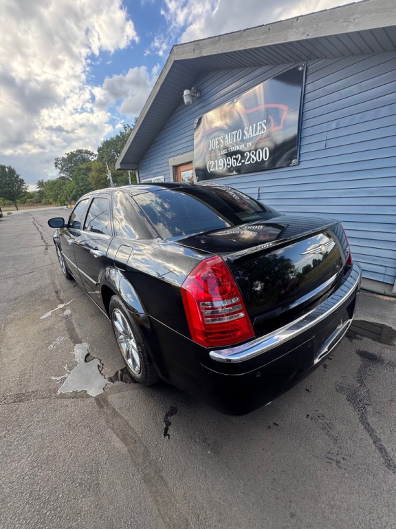 2007 Chrysler 300 Image 6