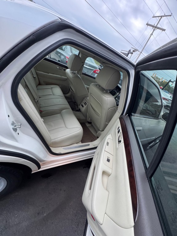 2008 Cadillac DTS Image 11